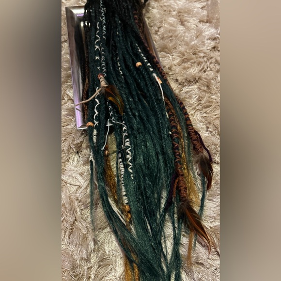 Handmade synthetic dreadlocks